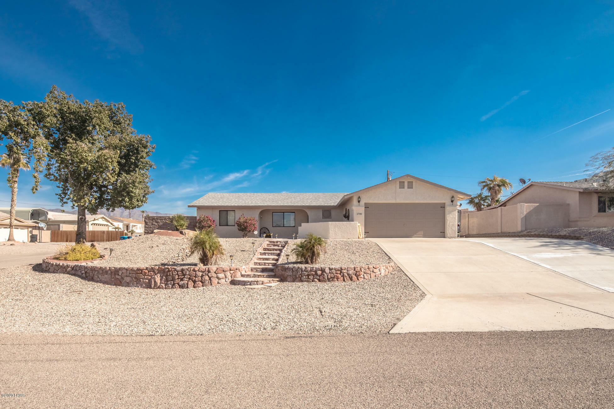 Property Photo:  1700 Privateer Dr  AZ 86404 