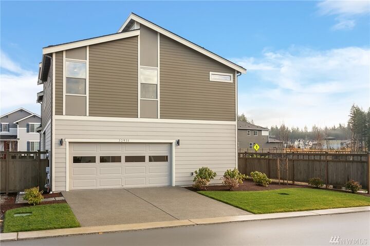 Property Photo:  32854 Madrona Ave SE  WA 98010 
