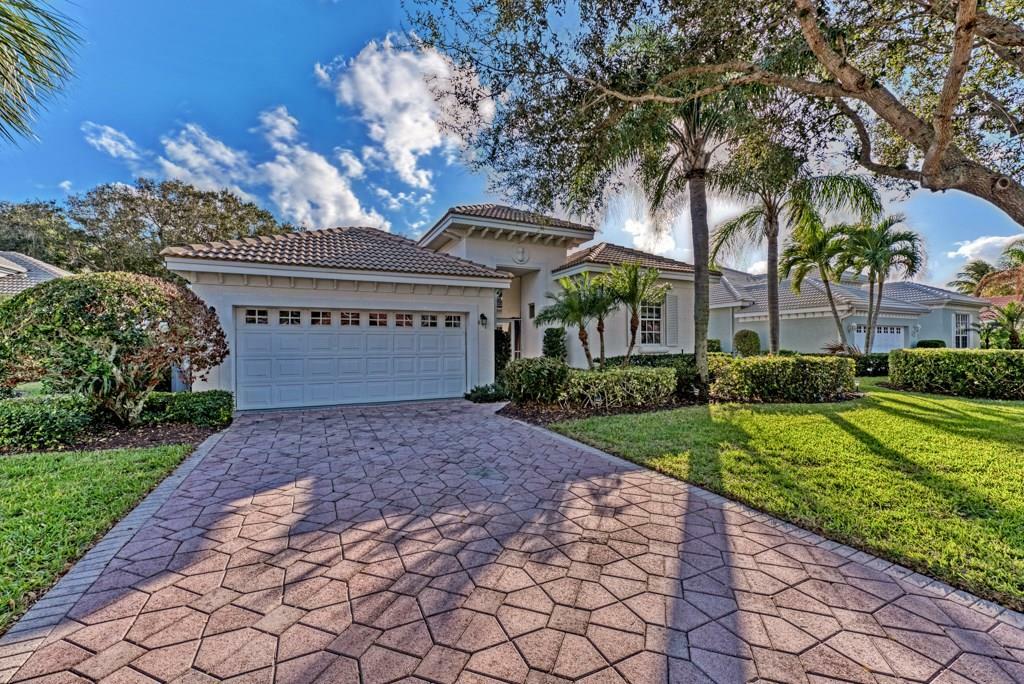 Property Photo:  891 Island Club  FL 32963 