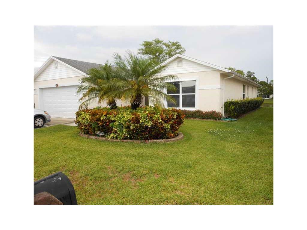 Property Photo:  6725 Gaviota  FL 34951 