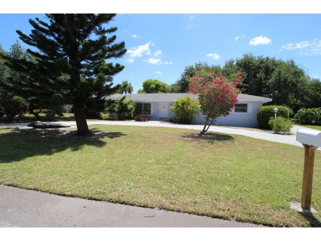 Property Photo:  4822 Sunset Drive  FL 32963 