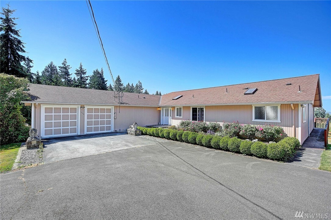 Property Photo:  1576 Wintercreek Lane  WA 98282 