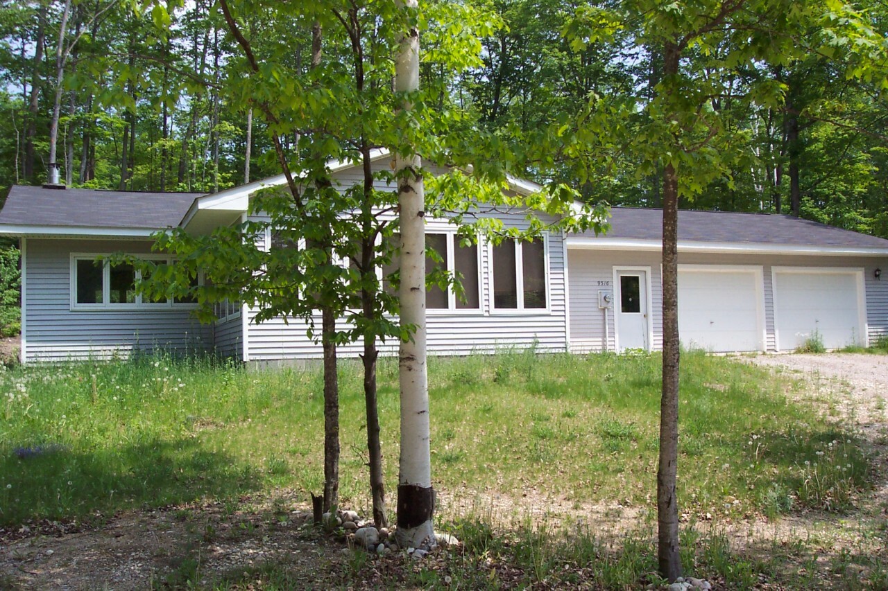 Property Photo:  9516 Munro Circle  MI 49755 