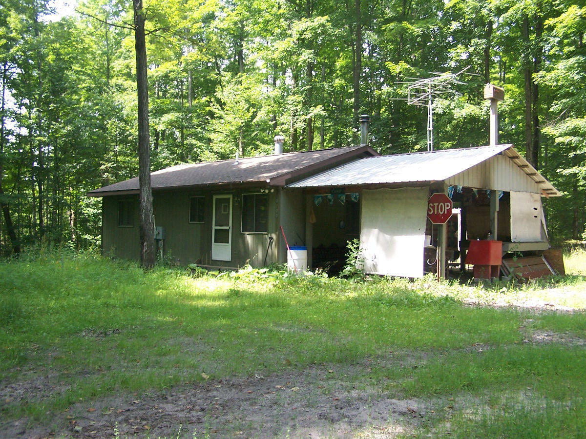 Property Photo:  9964 Vroman Road  MI 49799 