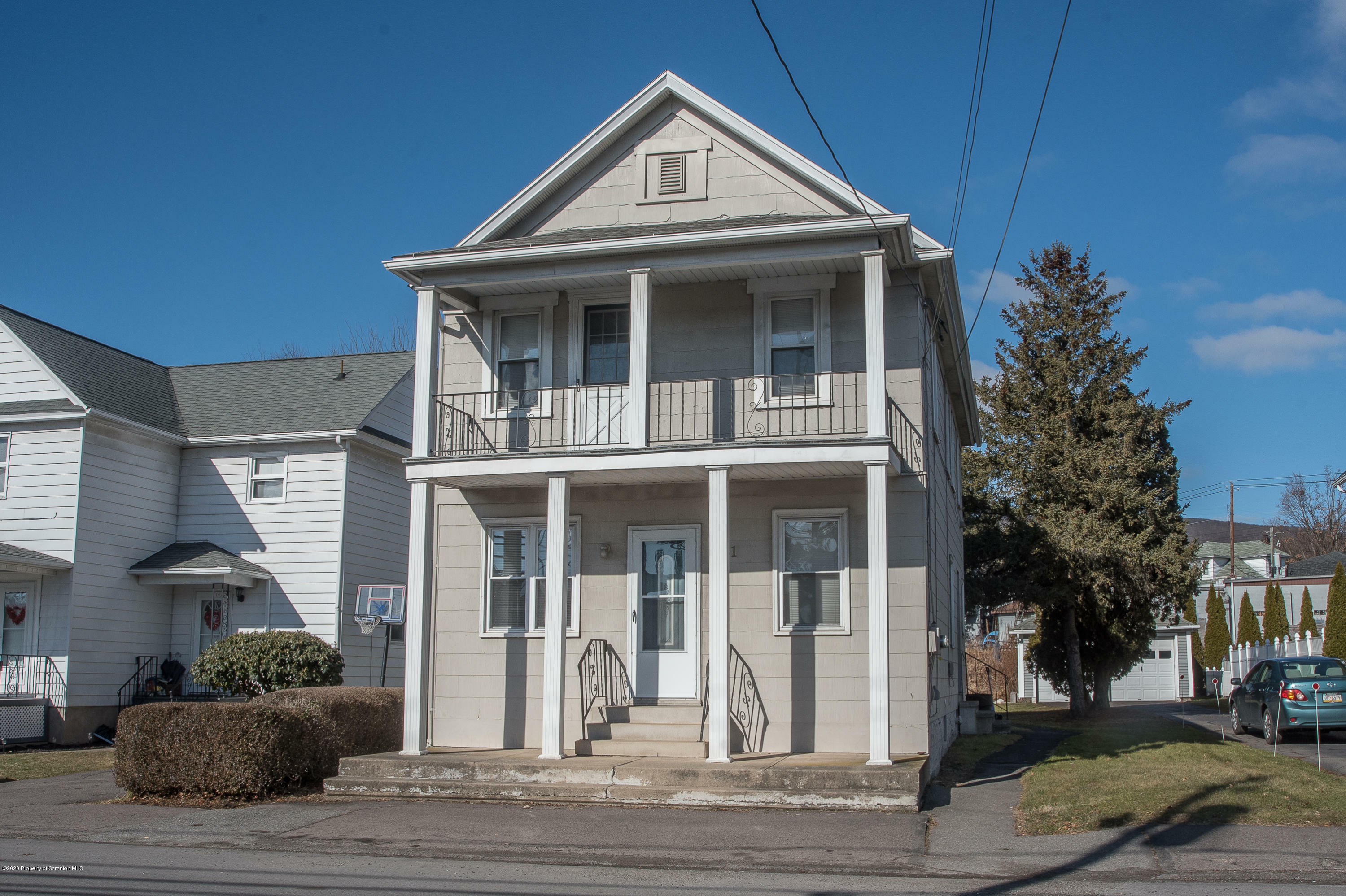 Property Photo:  151 Electric Street  PA 18452 