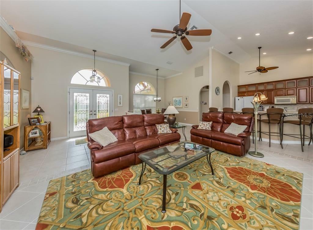 Property Photo:  4994 Laurel Hill Drive  FL 34293 