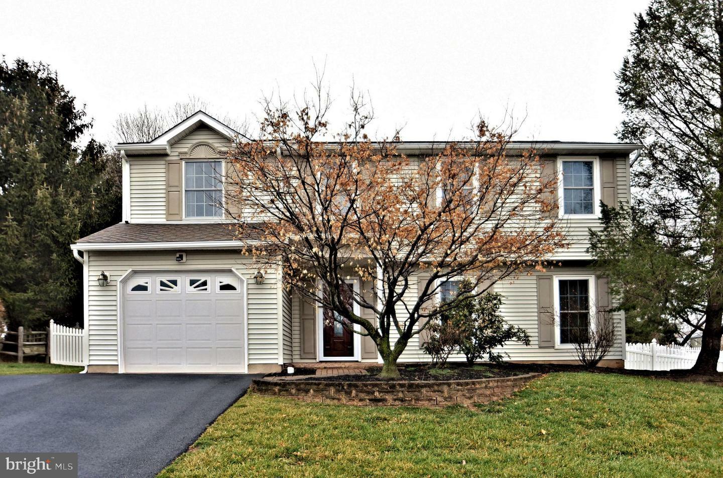 Property Photo:  119 Hampton Drive  PA 19047 