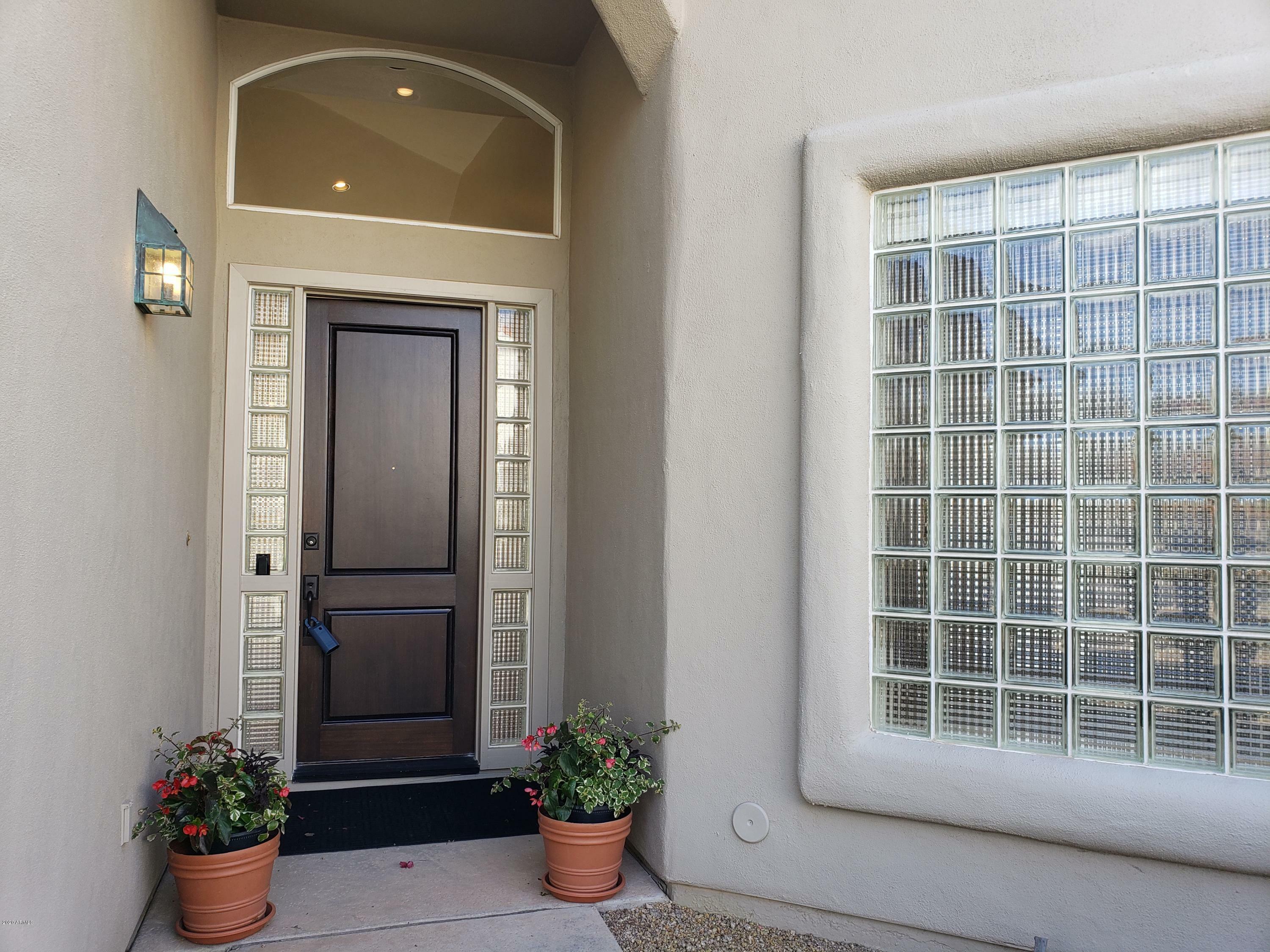 Property Photo: 9467 N 115th Place AZ 85259