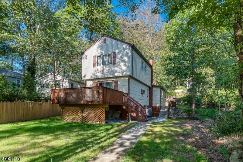 Property Photo:  39 Jefferson Trl  NJ 07843 