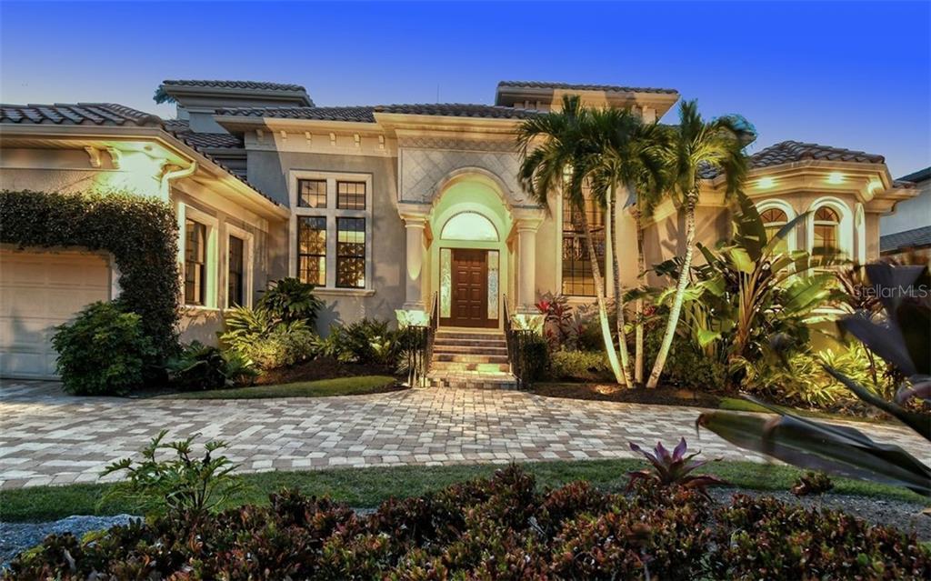 Property Photo: 352 W Royal Flamingo Drive FL 34236