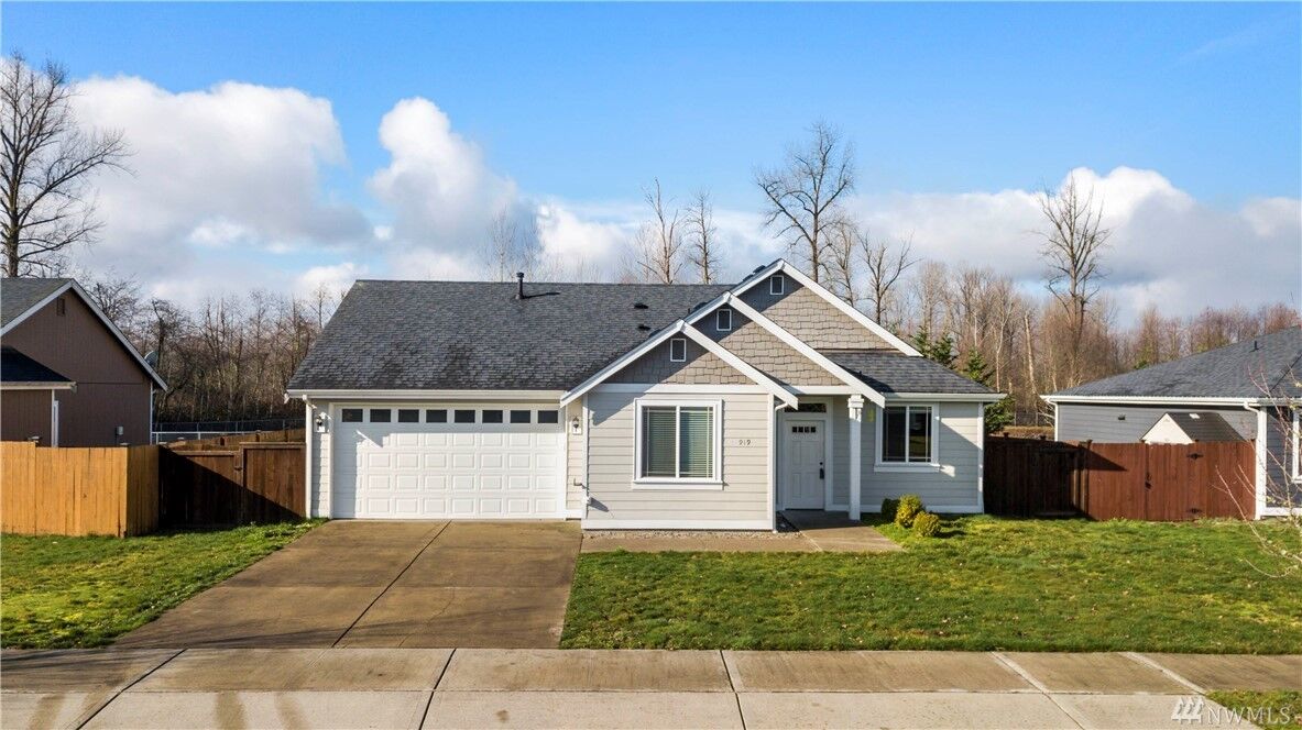 Property Photo: 919 Grinnell Avenue SW WA 98360