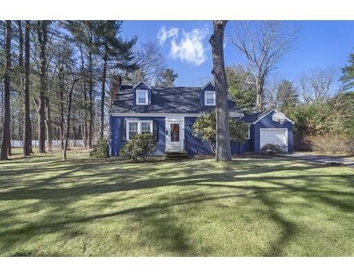 Property Photo: 8 Eleanor Rd MA 02081
