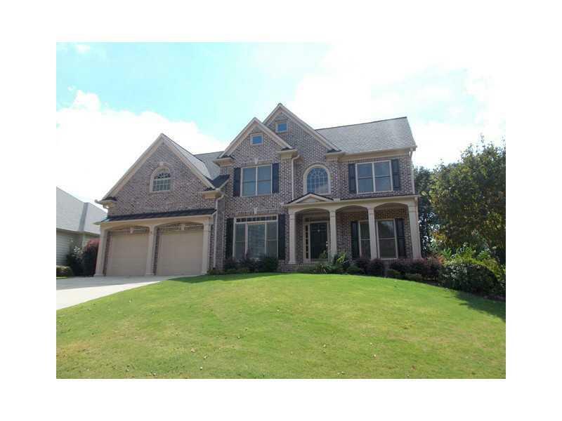 Property Photo: 305 Berkshire Trace 30115