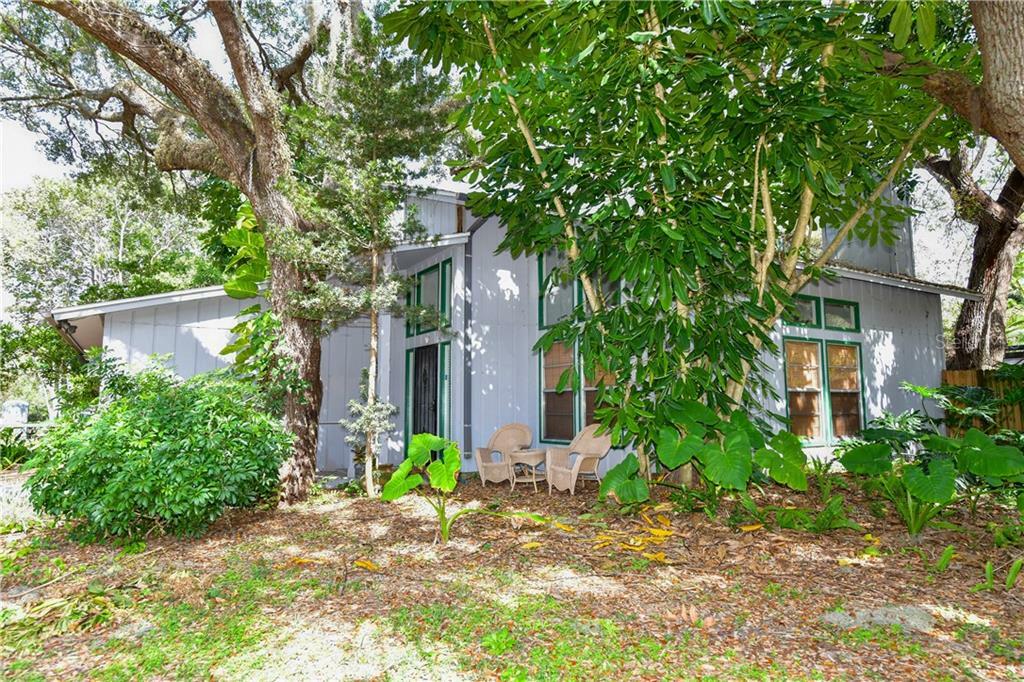 Property Photo:  4389 Iola Drive  FL 34231 