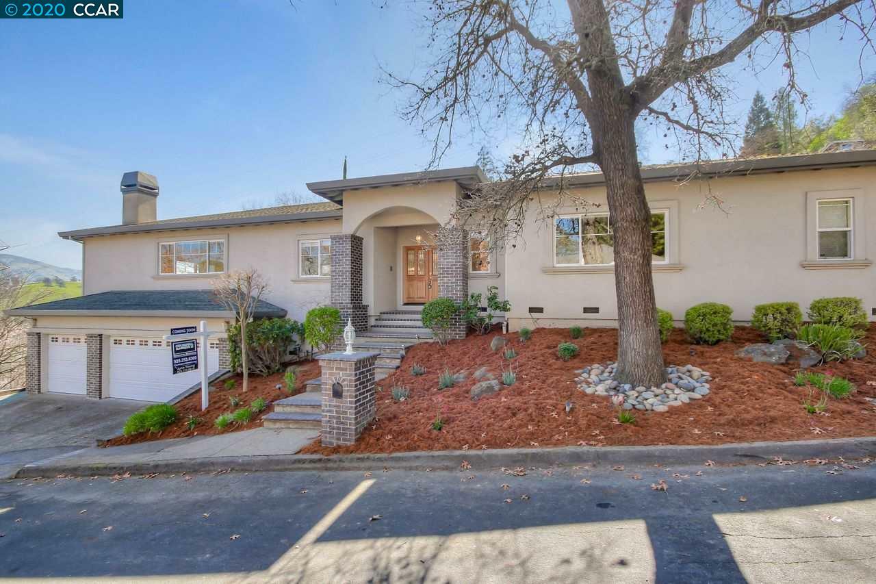 Property Photo: 15 Oak Crest Ln CA 94507