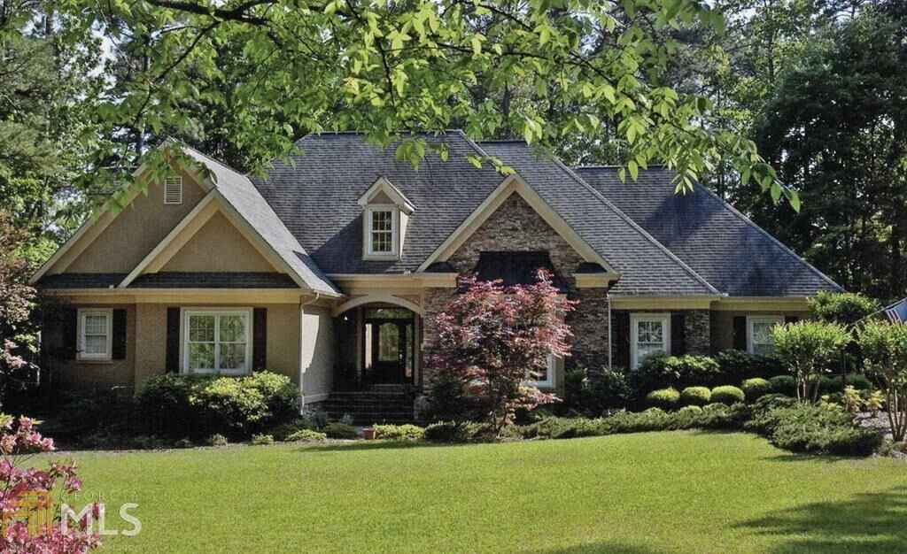 Property Photo: 1111 Parrotts Cove Rd GA 30642