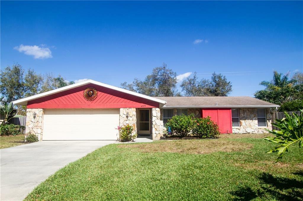 4229 Arrow Drive  Sarasota FL 34232 photo