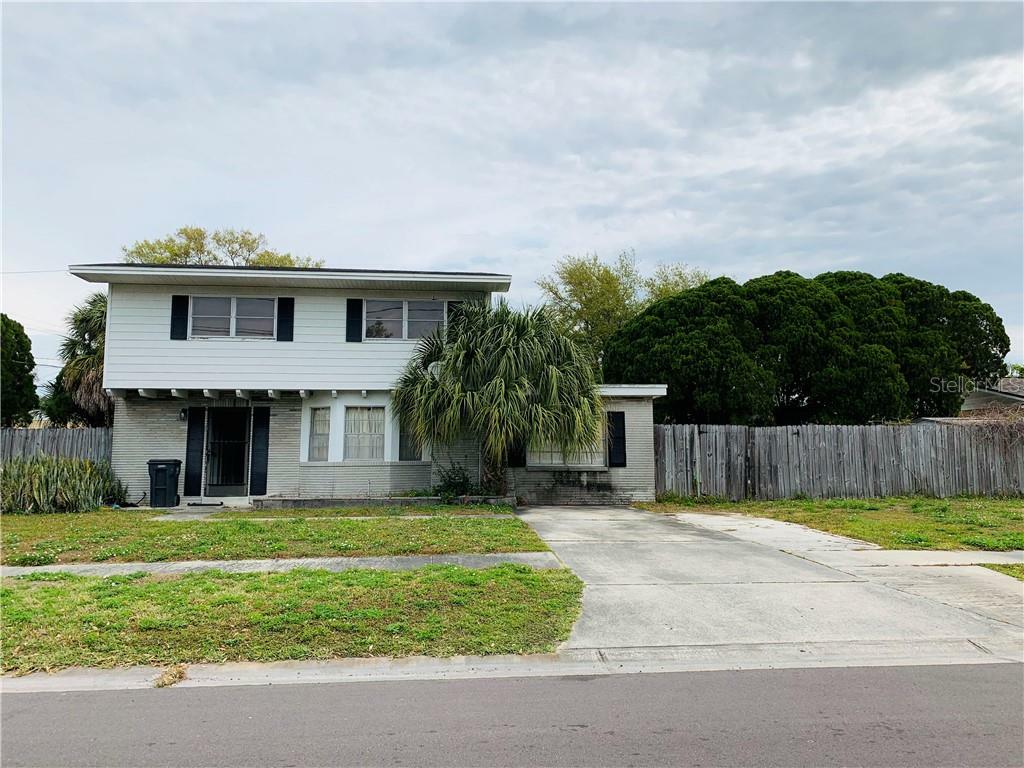 Property Photo:  8302 Boxwood Drive  FL 33615 