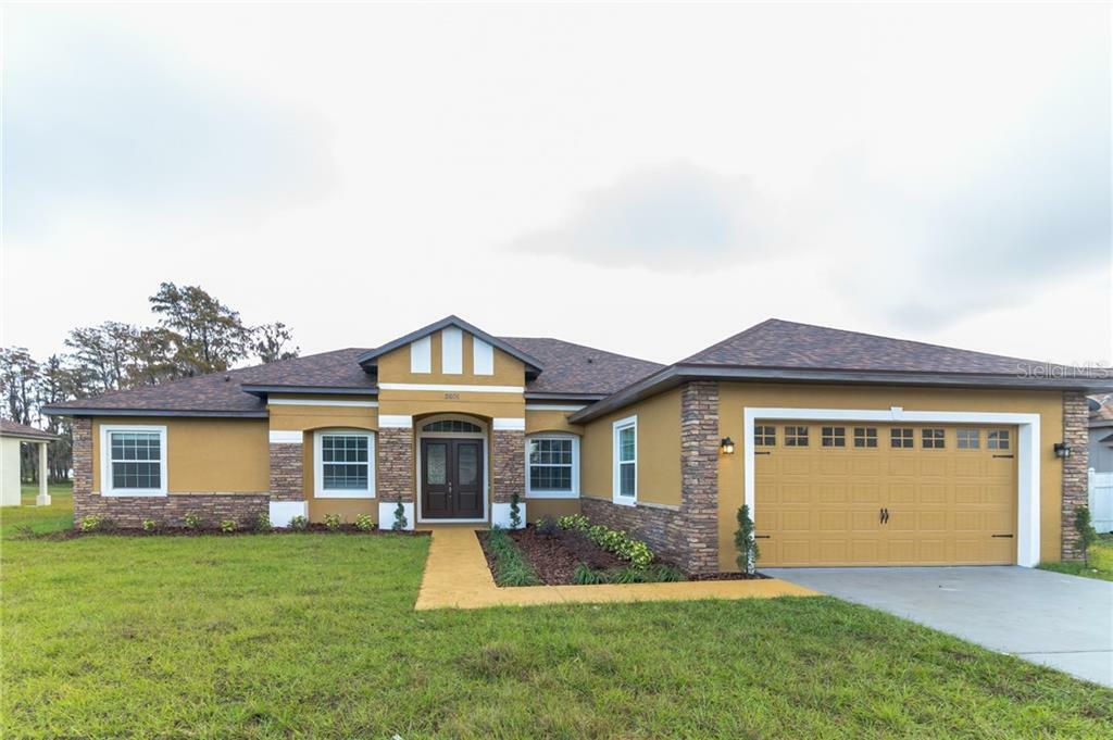 Property Photo:  19001 Moorgate Street  FL 32833 