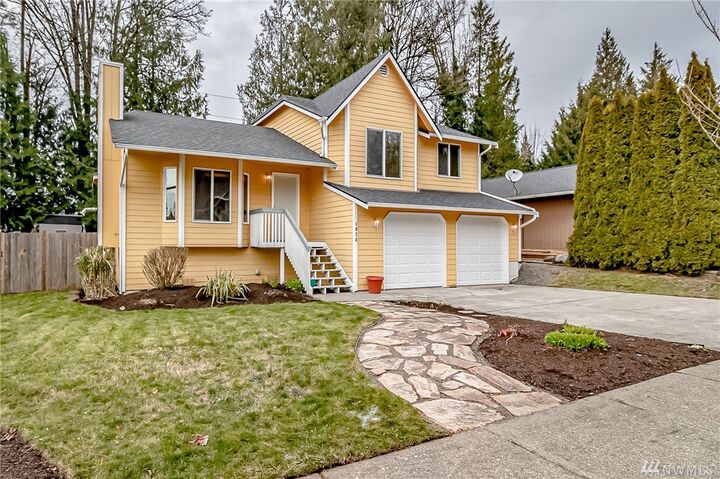 Property Photo:  1828  91st Dr SE  WA 98258 