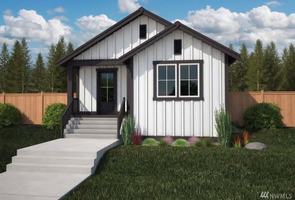 Property Photo:  18689  Edmunds (Lot 155) Lane E  WA 98391 