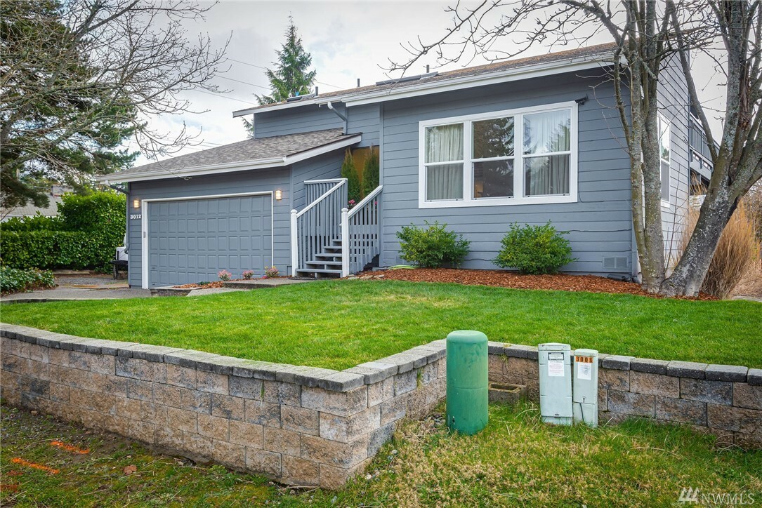 Property Photo:  3012 43rd St NE  WA 98422 