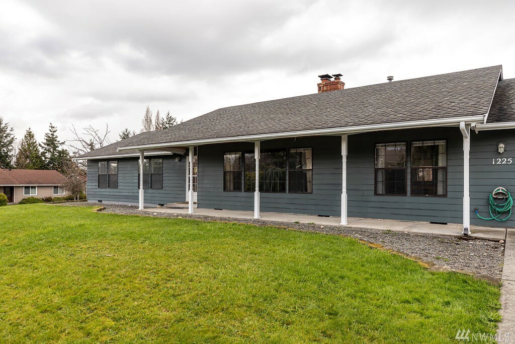 Property Photo:  1225 SW Barrington Dr  WA 98277 