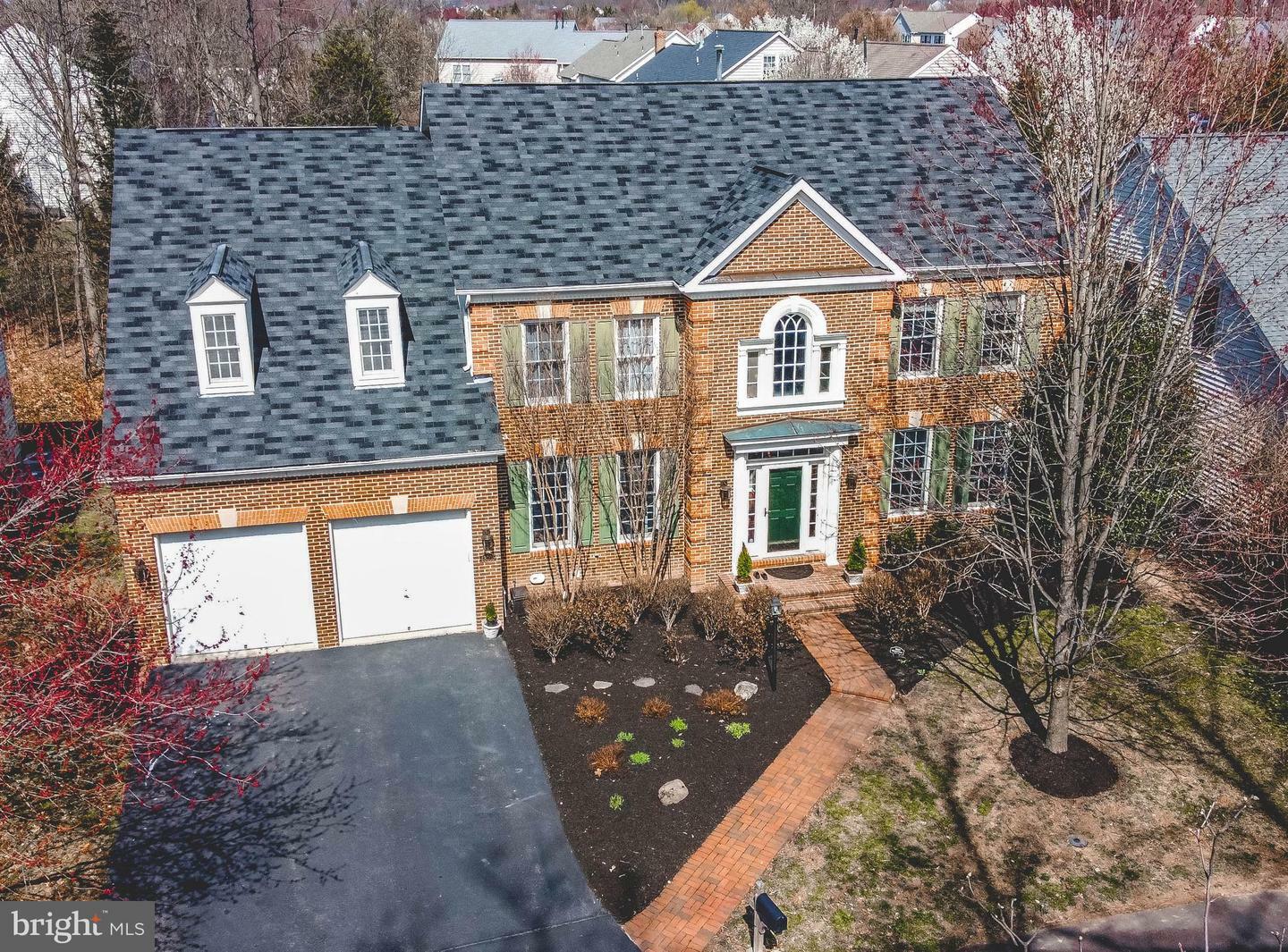 Property Photo:  43305 Huddleston Lane  VA 20152 