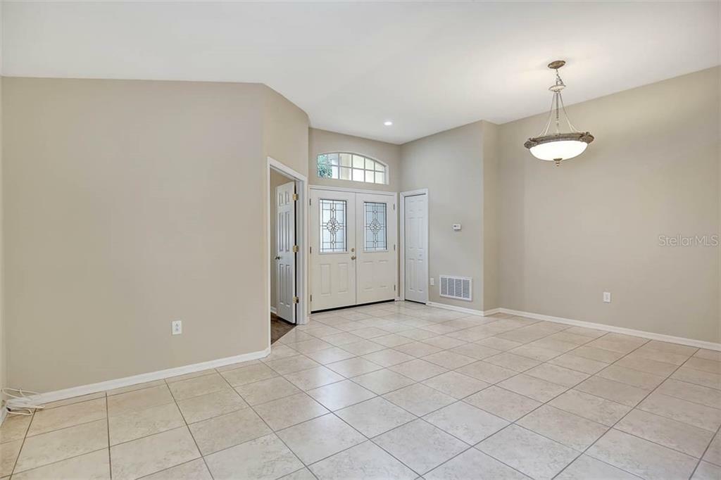 Property Photo:  15465 Martinmeadow Drive  FL 33547 