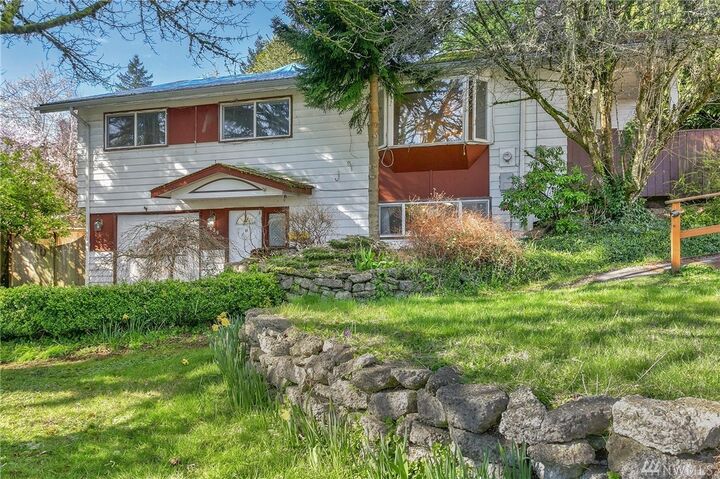 Property Photo: 1629 171st Avenue NE WA 98008