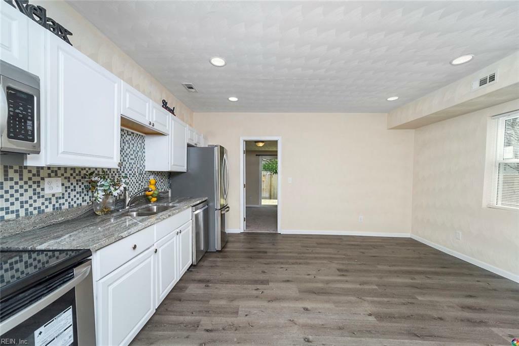 Property Photo:  1662 Hunter Street  VA 23504 