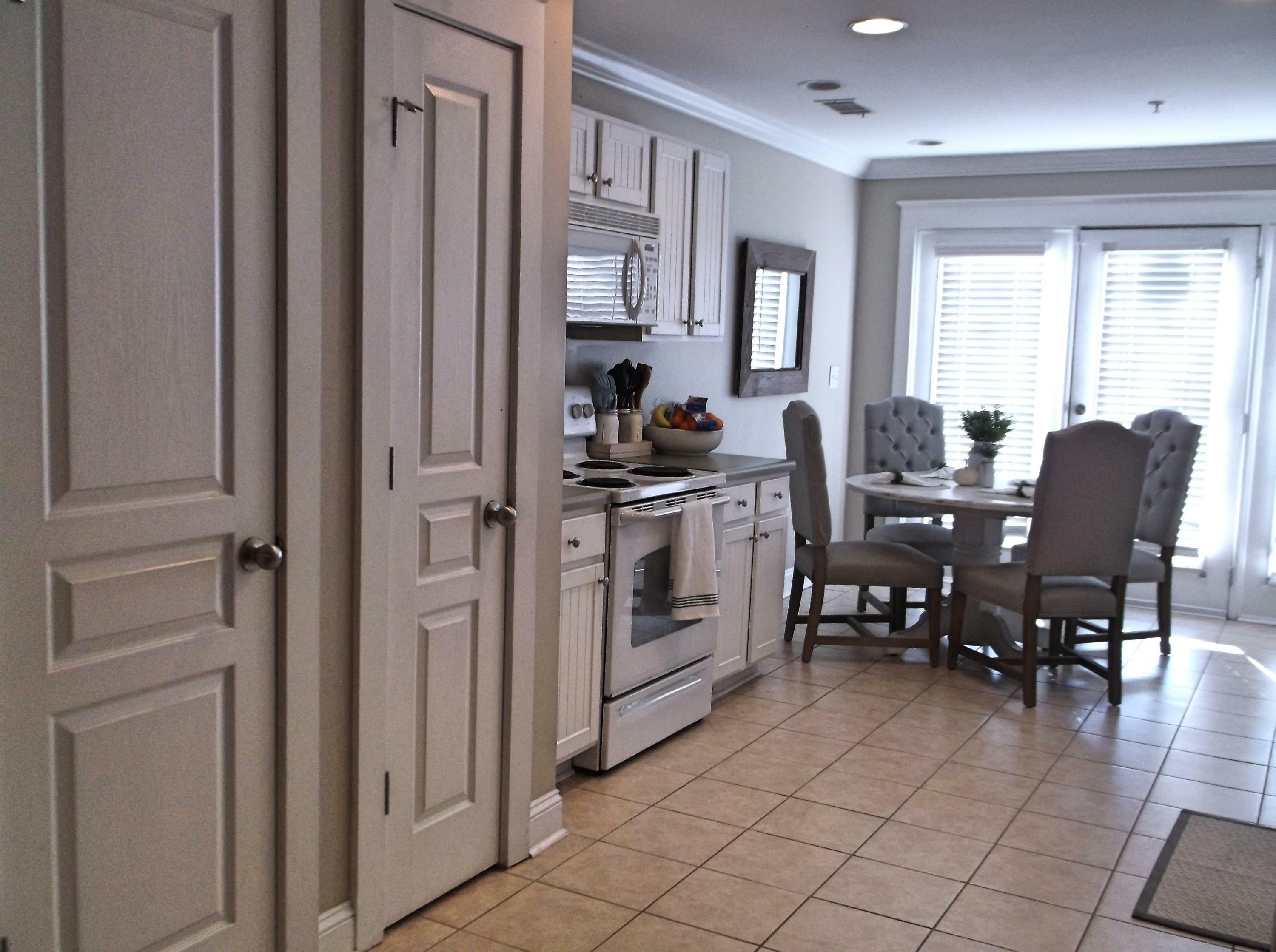 3831 Cherokee Woods Way 102  Knoxville TN 37920 photo
