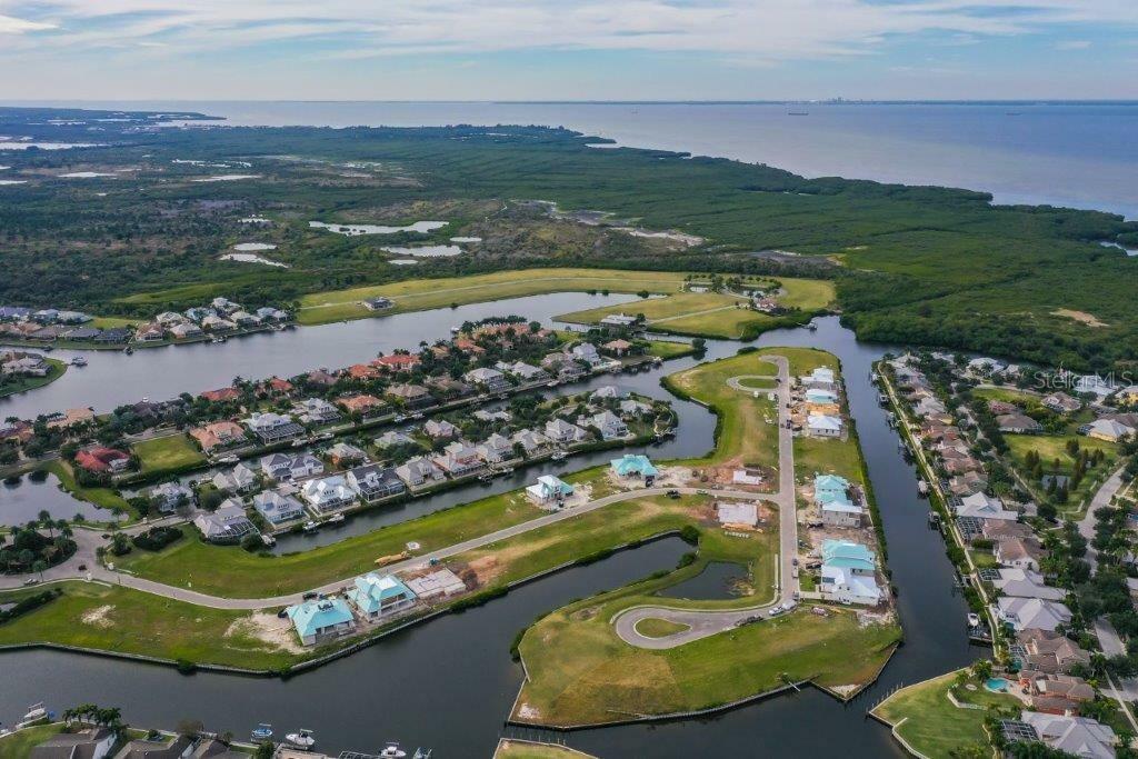 Property Photo:  5607 Tybee Island Drive  FL 33572 