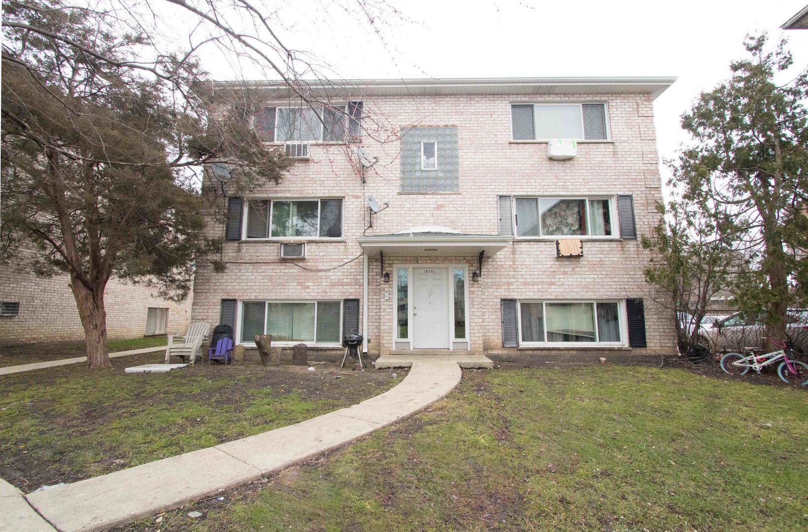 Property Photo: 10362 Michael Todd Terrace 2N IL 60025