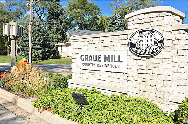 1140 Old Mill Road 501F  Hinsdale IL 60521 photo