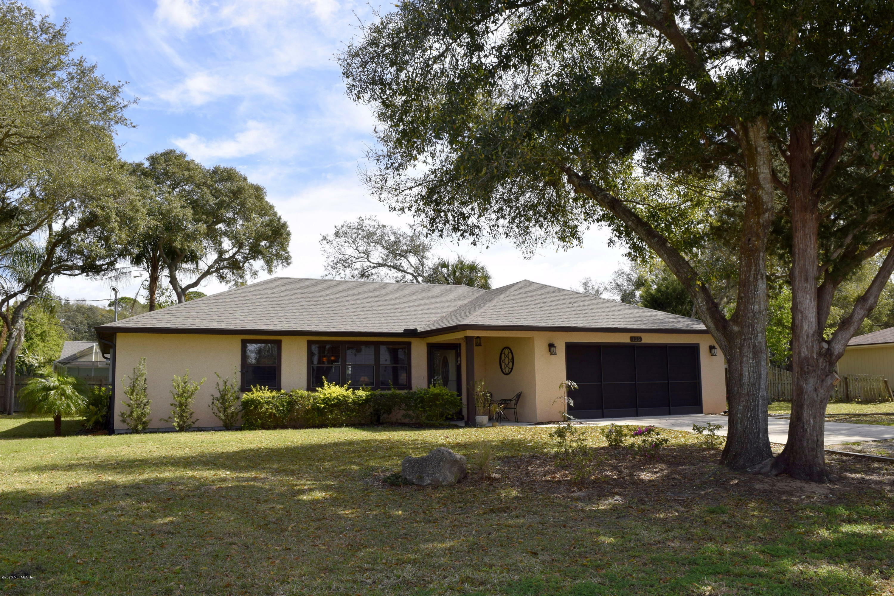 Property Photo:  125 Dory Road  FL 32086 