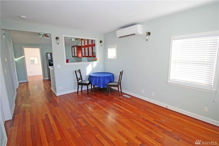 Property Photo:  1006  Roosevelt Avenue  WA 98337 