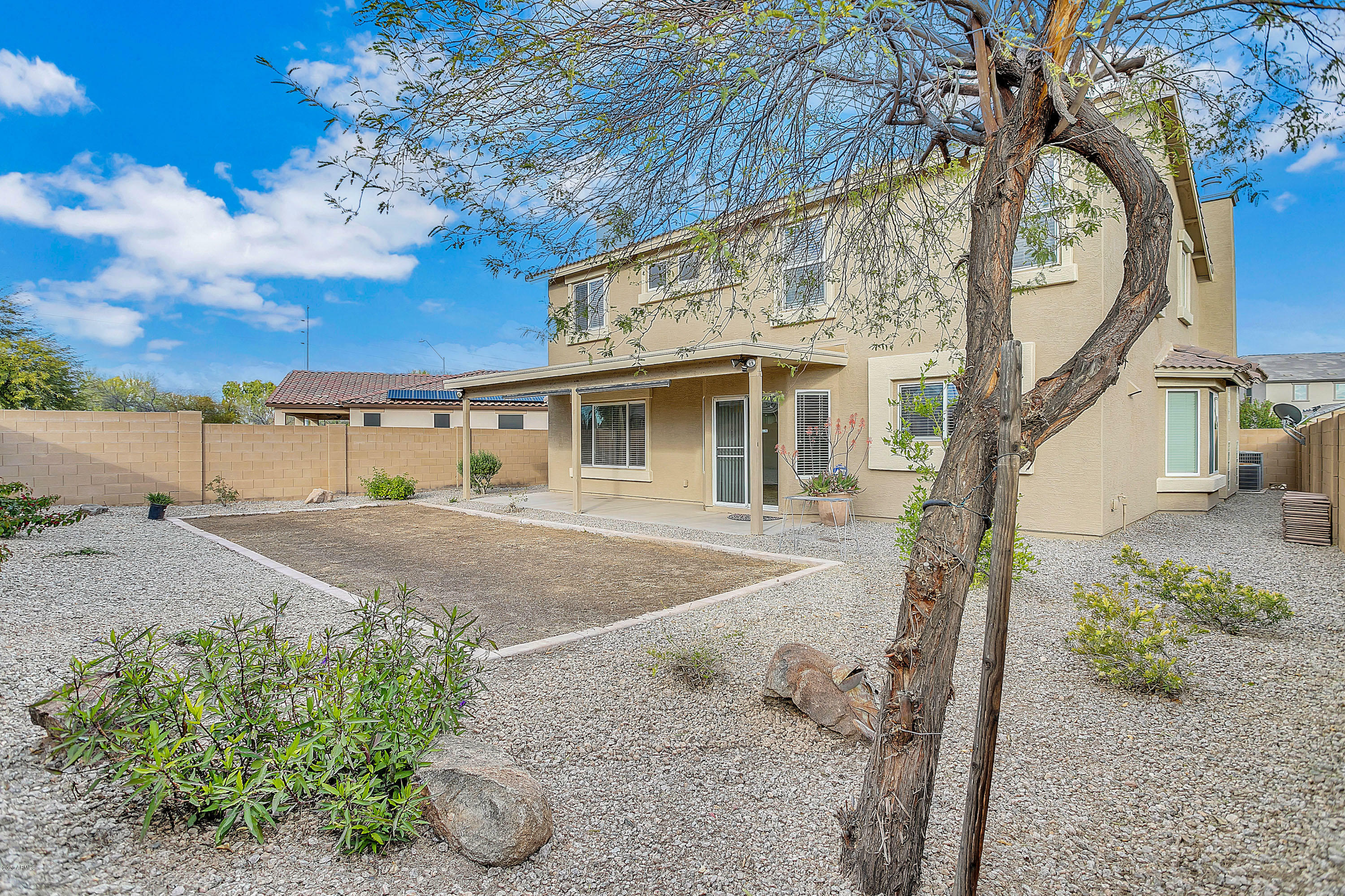 Property Photo:  250 N 167th Drive  AZ 85338 