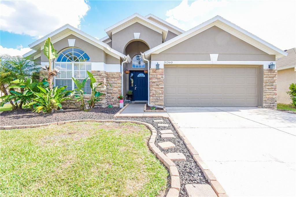 Property Photo: 31360 Kirkshire Court FL 33543