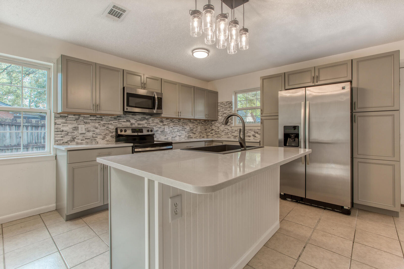 Property Photo: 441 Larkspur Court FL 32578