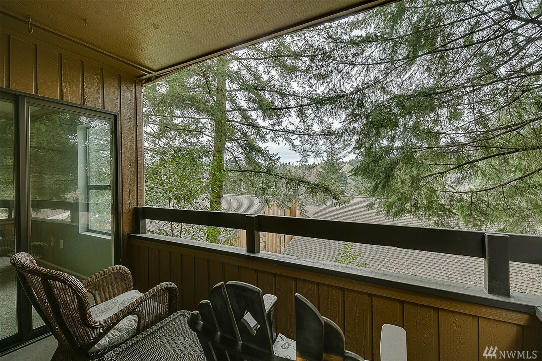 Property Photo:  3531 109th Place NE 4  WA 98004 