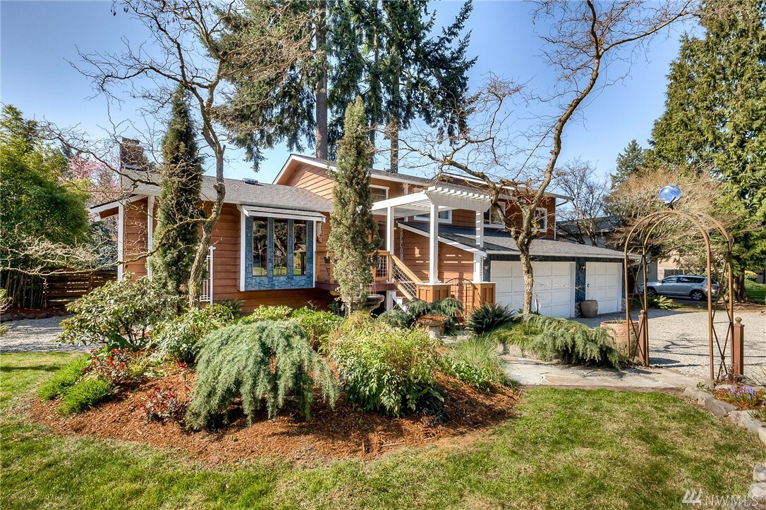 Property Photo:  26321 Woodland Wy S  WA 98030 