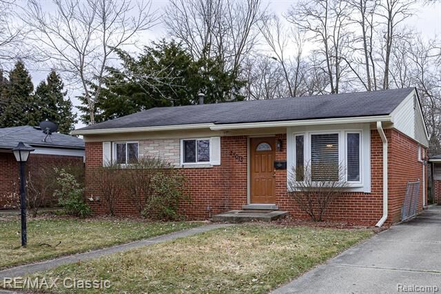 Property Photo: 23015 Tuck Road MI 48336