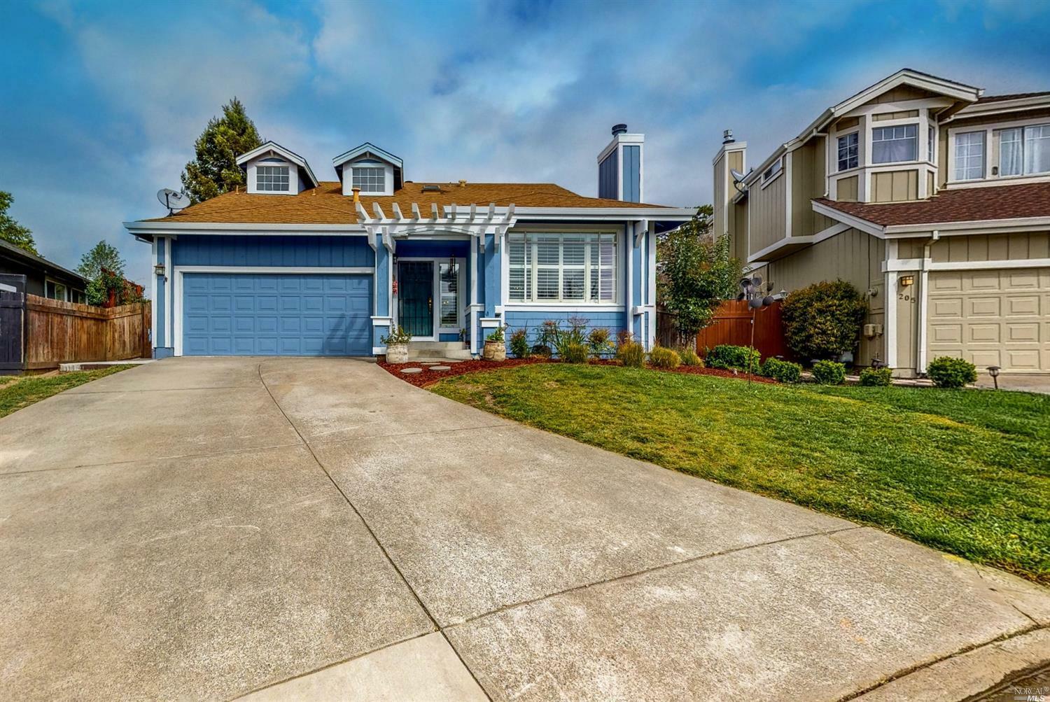 207 White Oak Circle  Petaluma CA 94952 photo