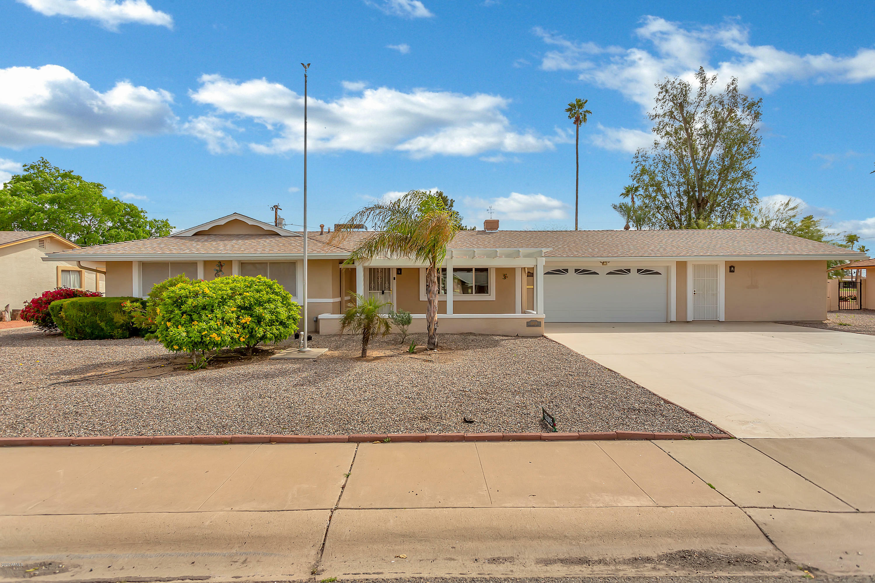 Property Photo:  12015 N Saint Annes Drive  AZ 85351 