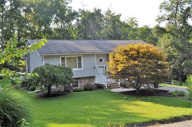 Property Photo:  3 Forest Lane  NY 12577 