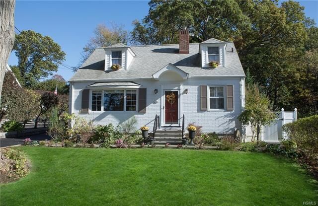 Property Photo:  65 Heatherdell Road  NY 10502 