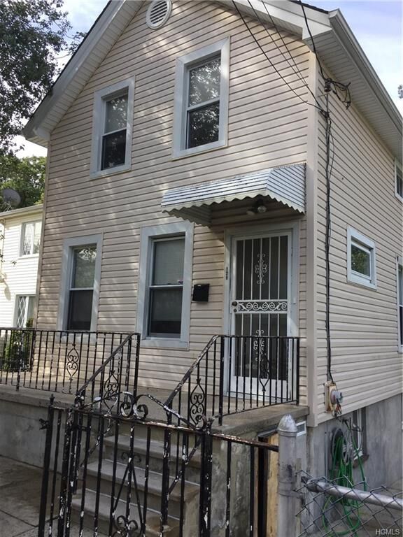 129 Ridgewood Avenue  Yonkers NY 10704 photo