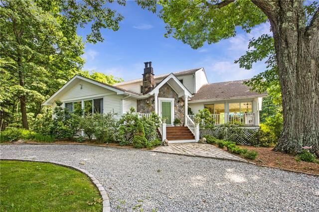 Property Photo:  20 Teatown Road  NY 10520 
