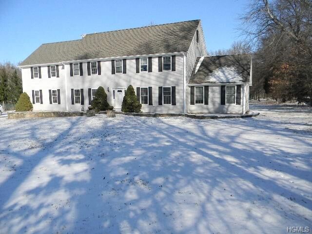 Property Photo:  26 County Route 51  NY 10916 